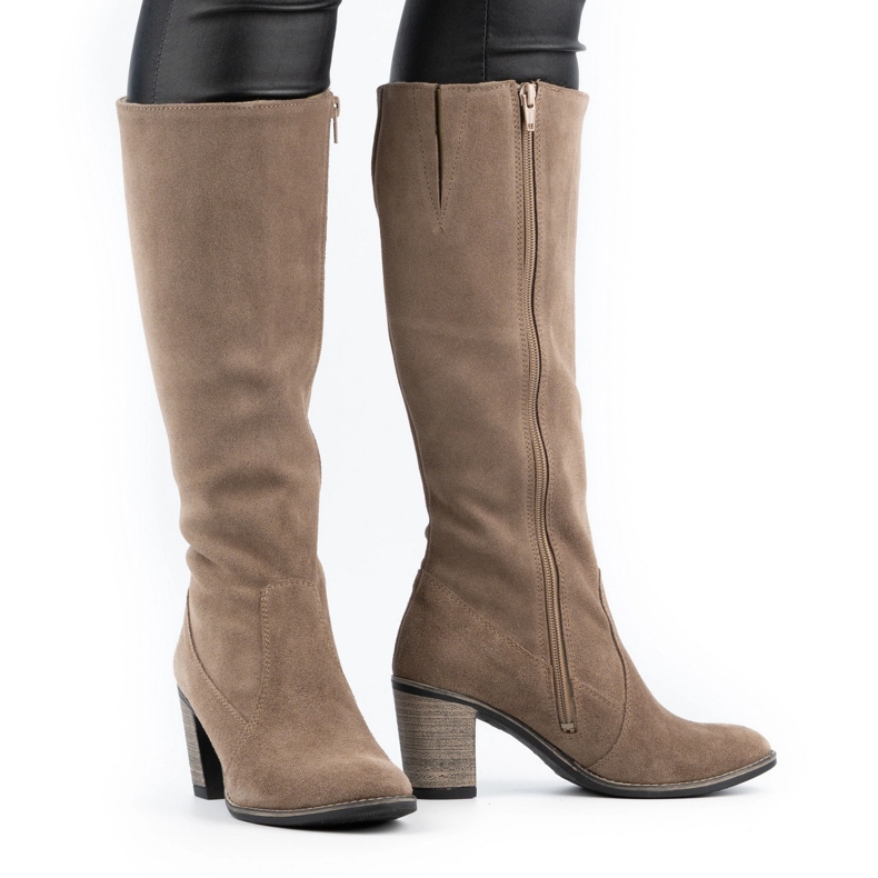 Olivier Isolierte Damenstiefel auf einem erdigen Pfosten beige 1