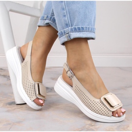 Bequeme Damen Keilsandalen aus Leder beige S.Barski BN291 1