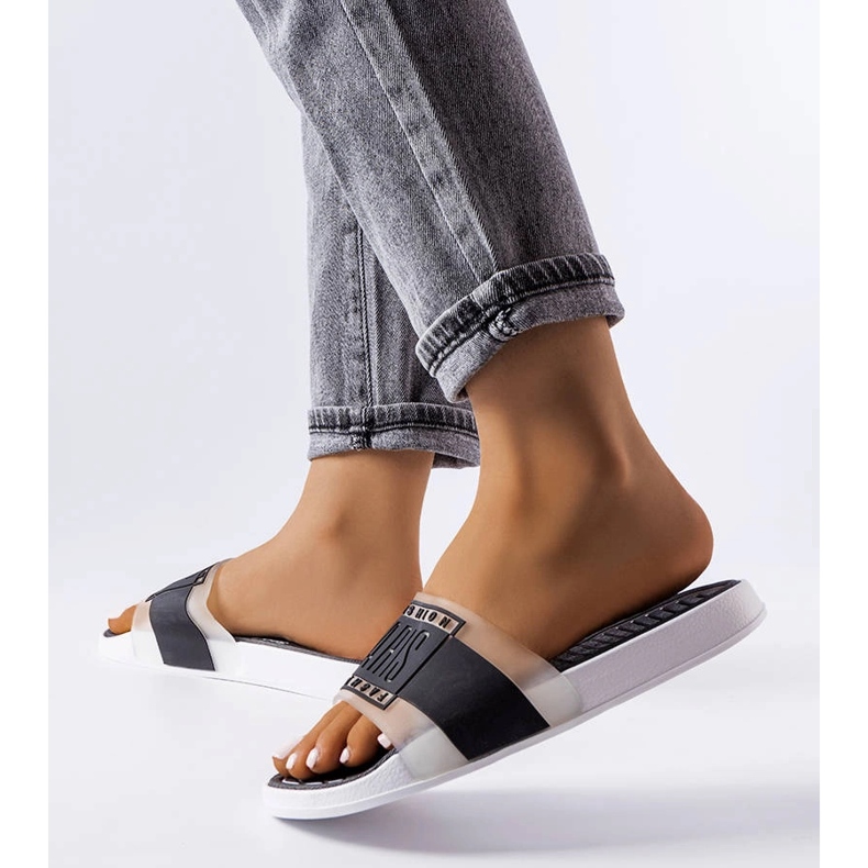 Schwarze Gummipantoffeln aus Paris 1