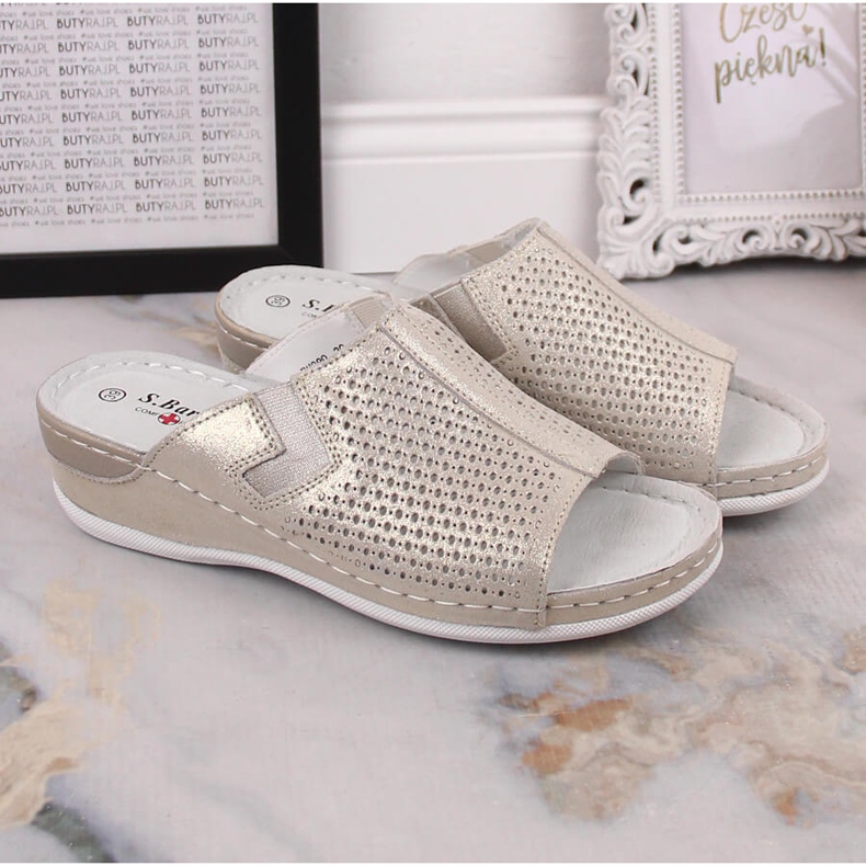 S.Barski Lederpantoffeln für Damen auf einem goldenen Keil S. Barski 1