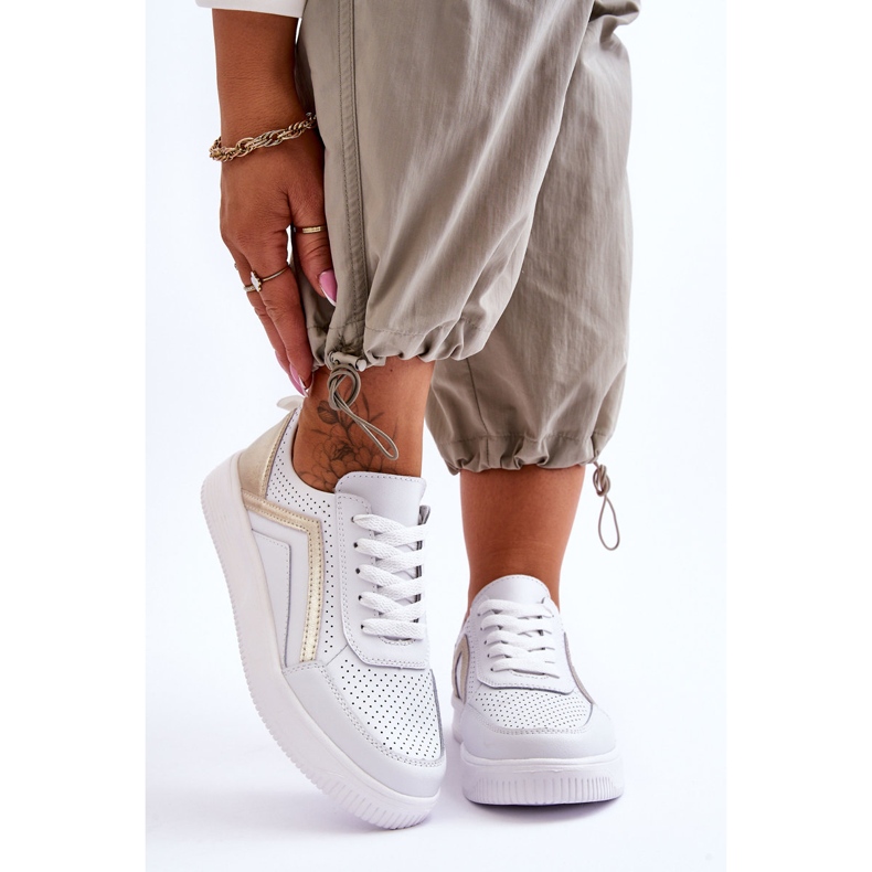 Sportschuhe aus perforiertem Leder für Damen Weiß und Gold Carvalo 1