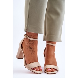 Klassische Wildleder-Sandalen für Damen Beige Passo 1