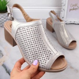 Bequeme Ledersandalen für Damen mit goldenen Filippo DS4475 Absätzen 1