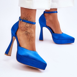 Modische Pumps auf einem breiteren High Heel Blue Madness blau 2