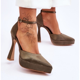 Modische Pumps auf einem breiten High Heel Dark Green Madness grün 2