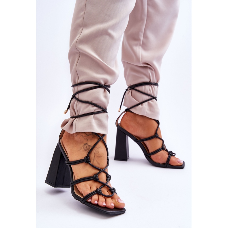 Schwarze Amare-Leder-Sandalen mit hohem Absatz 2