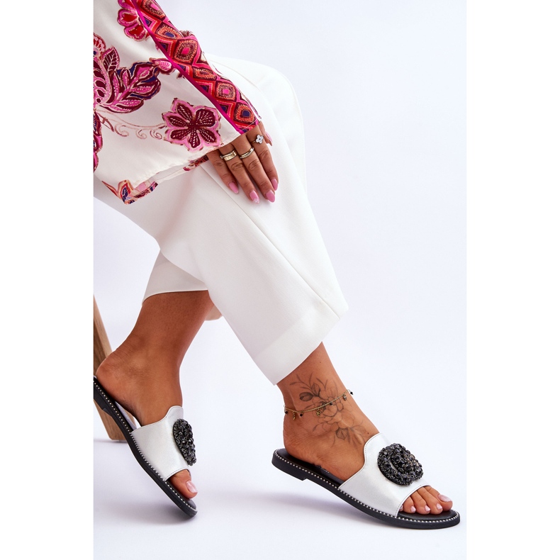 Flache Damenhausschuhe mit Ornamenten S.Barski KV-520-3 Silber silber- 2