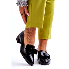 Vinceza Modischer Lacklederpumps mit dekorativer Schleife Shira Black schwarz 1