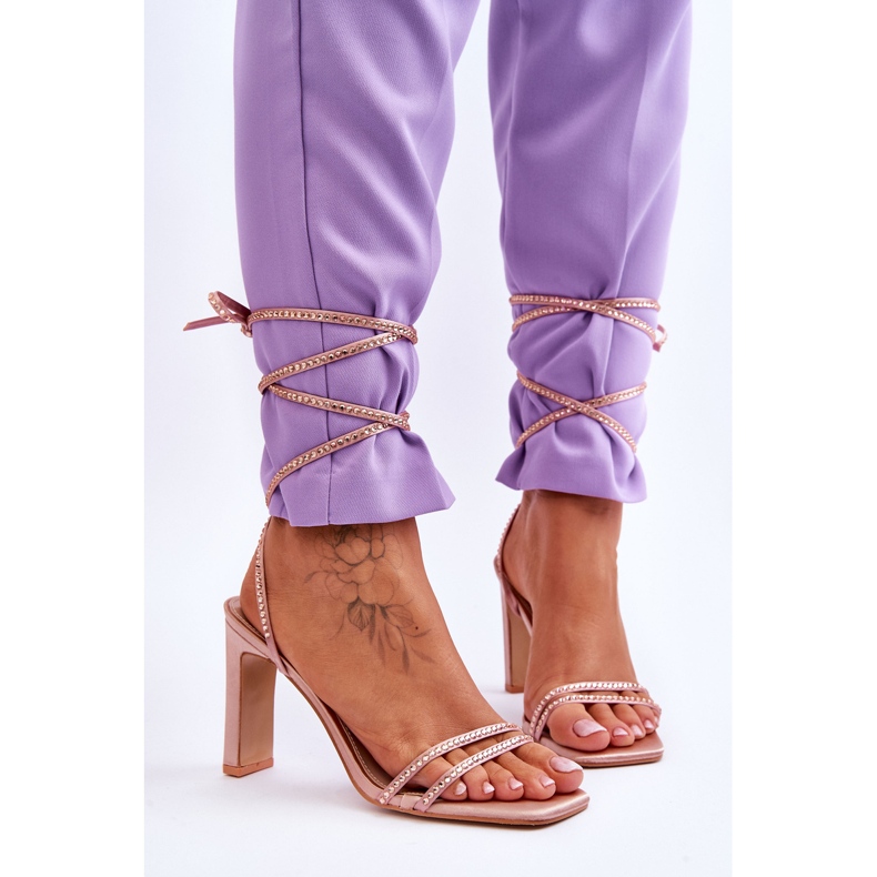 Elegante gebundene Sandalen mit Strass Nude Nessy beige 1