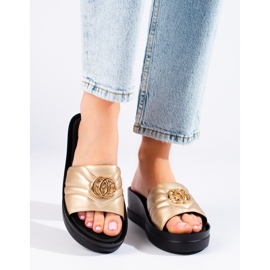 W. Potocki Goldene Keilpantoffeln für Damen von Potocki 1