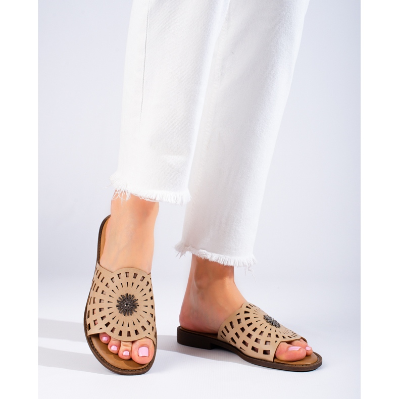 W. Potocki Durchbrochene dunkelbeige Damenhausschuhe von Potocki 2