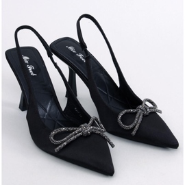 Hannah Schwarze Pumps mit offenem Absatz 1