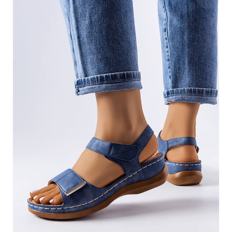 Marineblaue Sandalen mit niedrigem Keilabsatz von Vallis 1