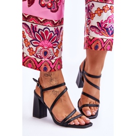 Ledersandalen mit schwarzem Florentina-Absatz 1