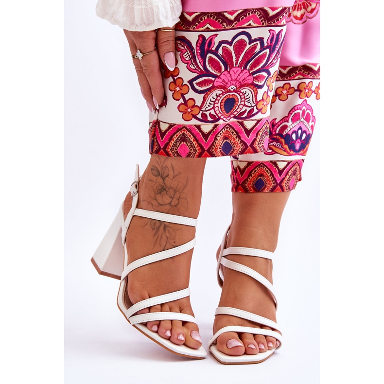 Ledersandalen auf weißem Florentina-Absatz 1