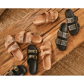 Marco Shoes Hausschuhe mit Schnallen beige 1