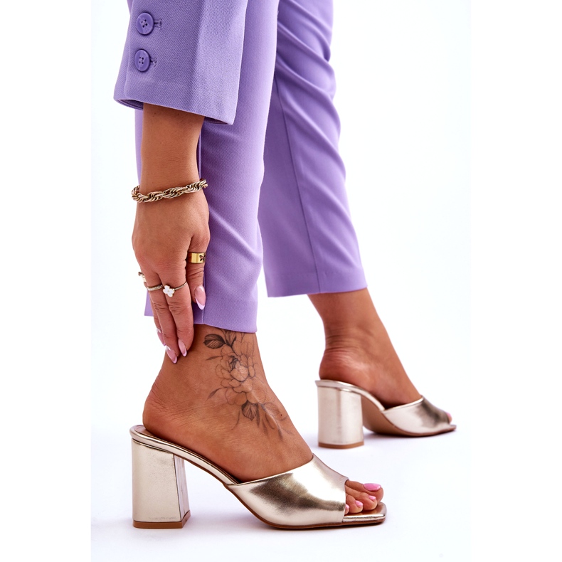 Klassische Damen-Flip-Flops aus Leder in Metallic-Gold golden 3