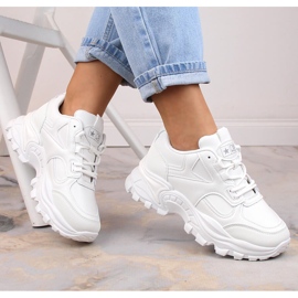 Damen-Sportschuhe auf der Plattform weiß eVento 5465 1