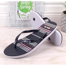 Schwarze flache Flip-Flops Big Star JJ274A351 1