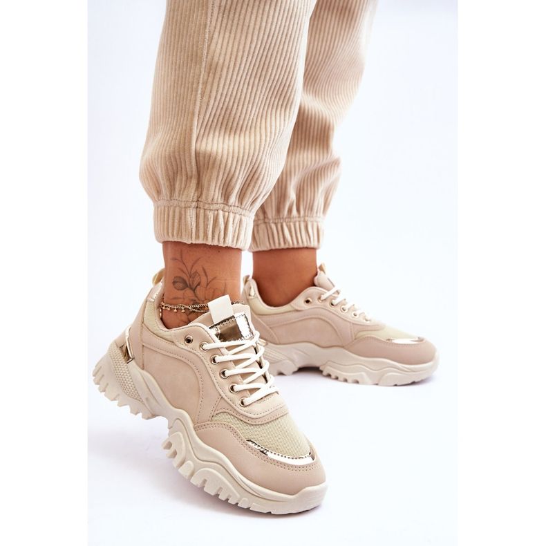 Klassische Plateau-Sneakers in Beige – Need It 2