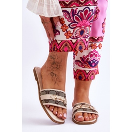 Klassische flache Absätze aus beigem Marlene 1