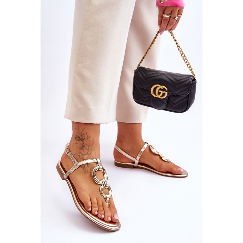 Goldene Keep Going Flip-Flops aus Leder mit flachem Absatz 2