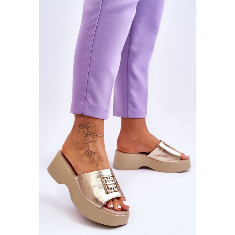 Lemar Damen-Plateauhausschuhe aus Leder mit goldener Renna-Dekoration 2