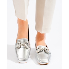 Silberne Damen-Loafer mit Shelovet-Verzierung 1