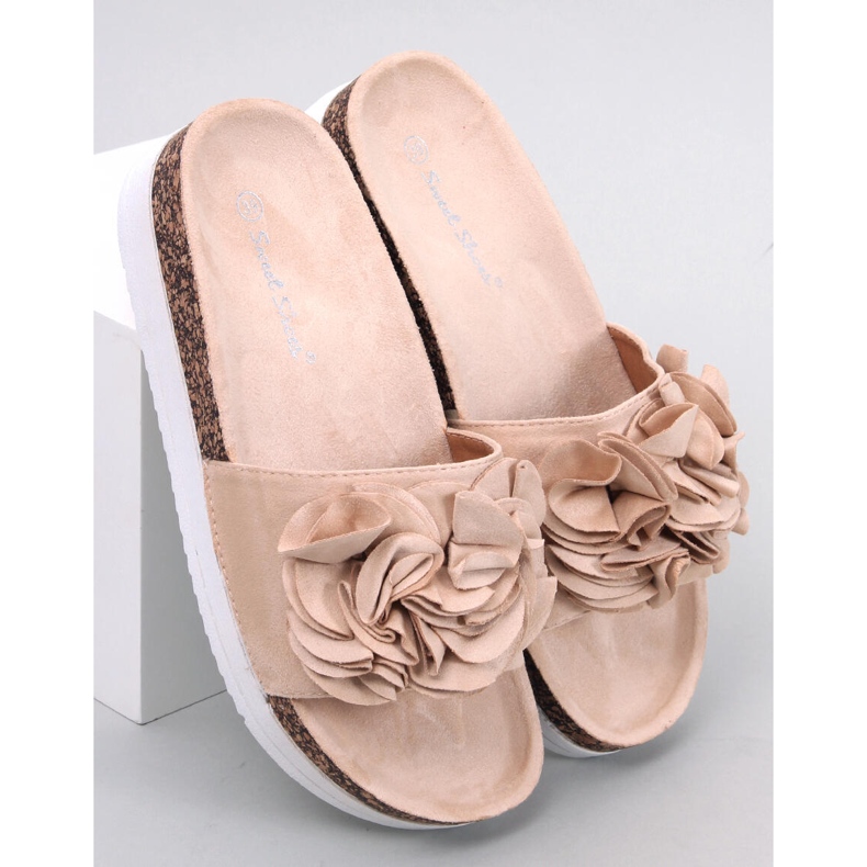 BM Rizzo Beige Blumenhausschuhe 1