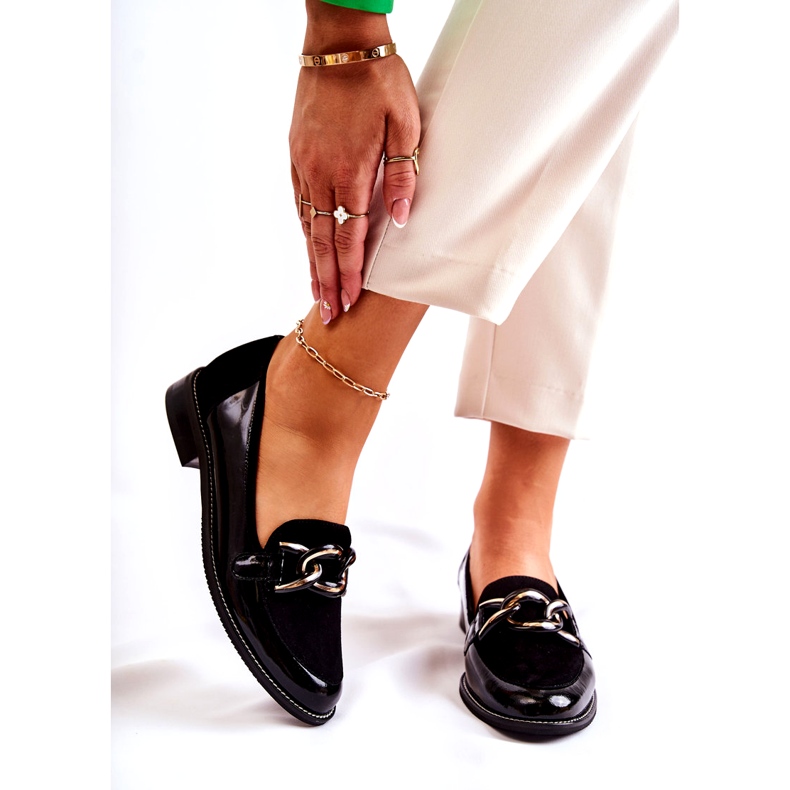 Klassische Mokassins mit Kette Laura Messi 2531 Schwarz 1