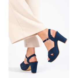 Marineblaue Sandaletten von Shelovet 1