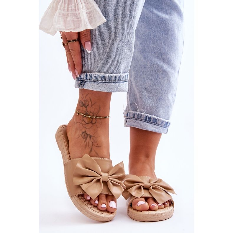 FK1 Modische Damenhausschuhe mit beiger Estera-Schleife 2