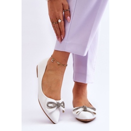 WS1 Elegante Ballerinas mit Schleife und Strasssteinen in Weiß 1