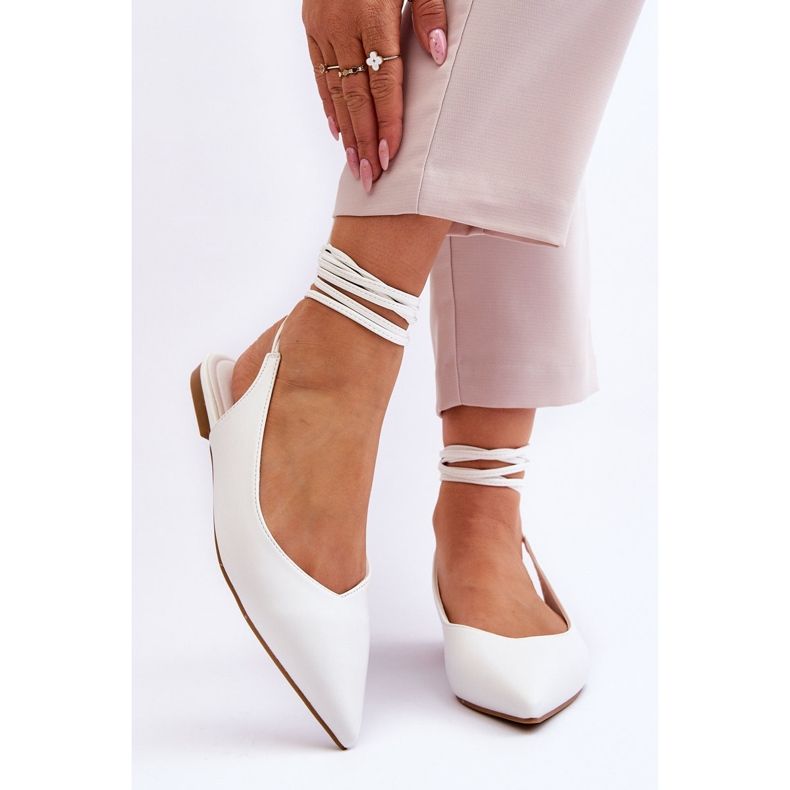 WS1 Gebundene spitze Ballerinas für Damen in Weiß Turriso 1