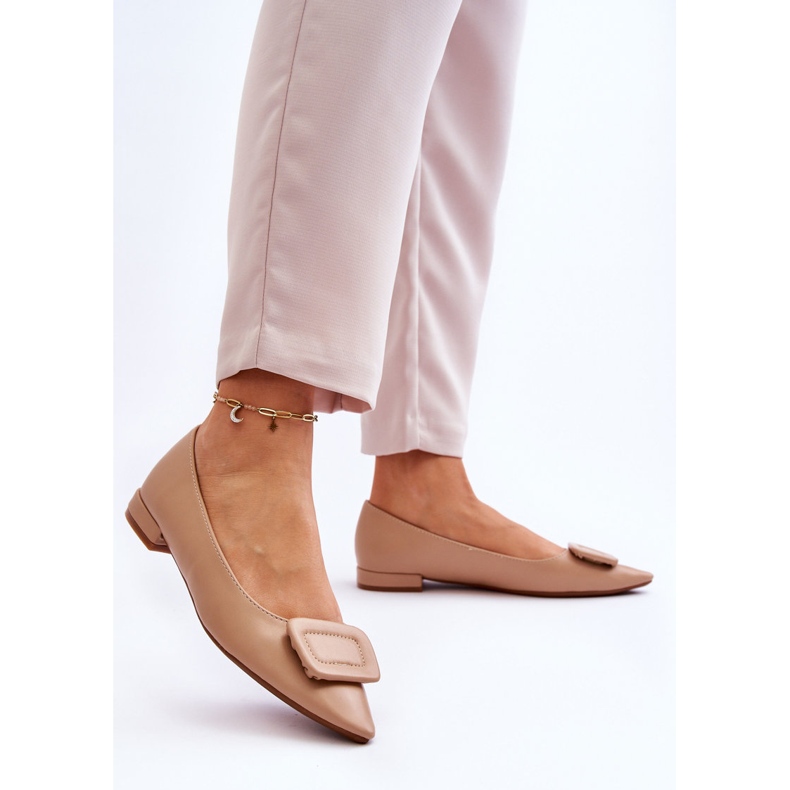 WS1 Klassische Ballerinas mit beigem Rivea-Dekor 2